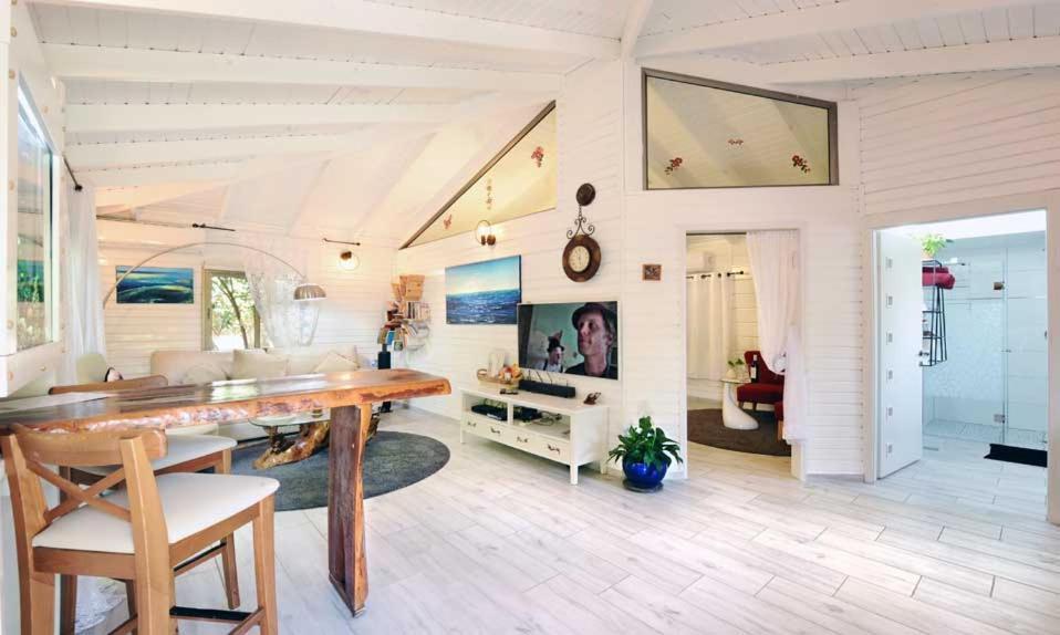 Lodge On The Sea Shave Ziyyon Εξωτερικό φωτογραφία